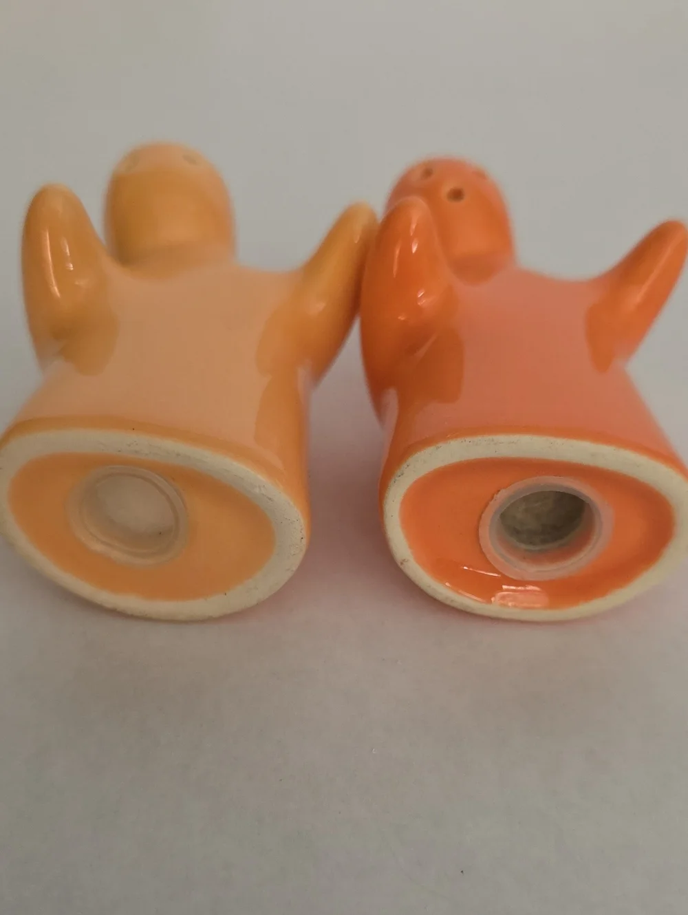 Vintage Hugging Glossy Ceramic Ghosts Salt & Pepper Shakers Pair - Orange Duo